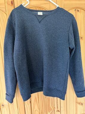 Hanes Women’s Navy Crewneck Sweatshirt